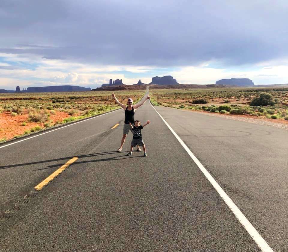 monument-valley-courtney-and-aiden_orig.jpg